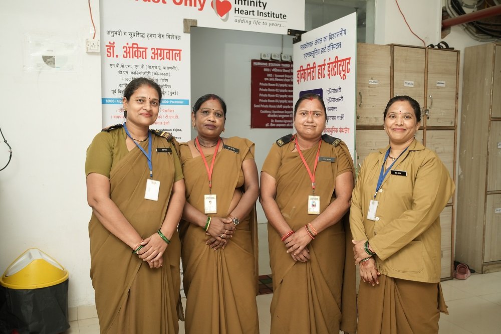 "Red target and dart icon for precision cardiac care and hospital goals at Infinity Heart Hospital Jabalpur"